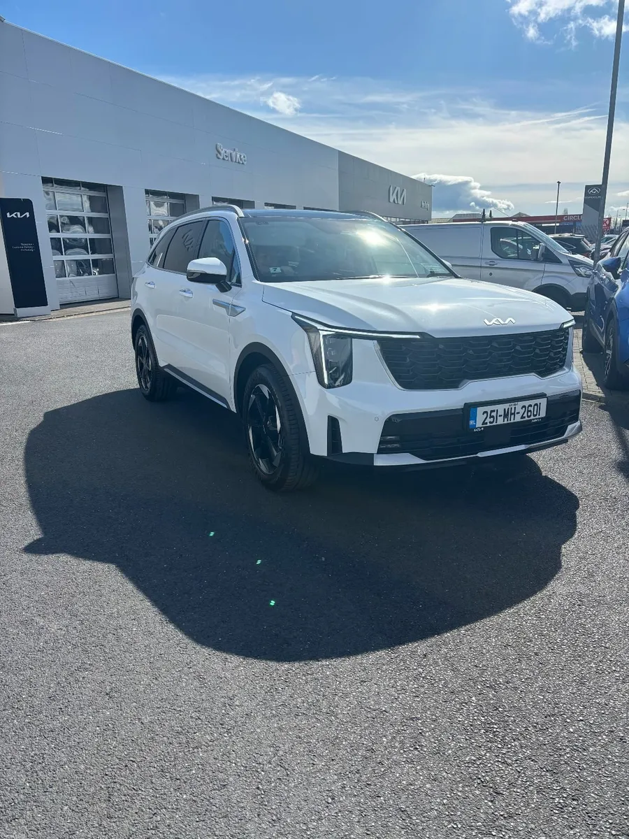 Kia Sorento 2025 - Image 1