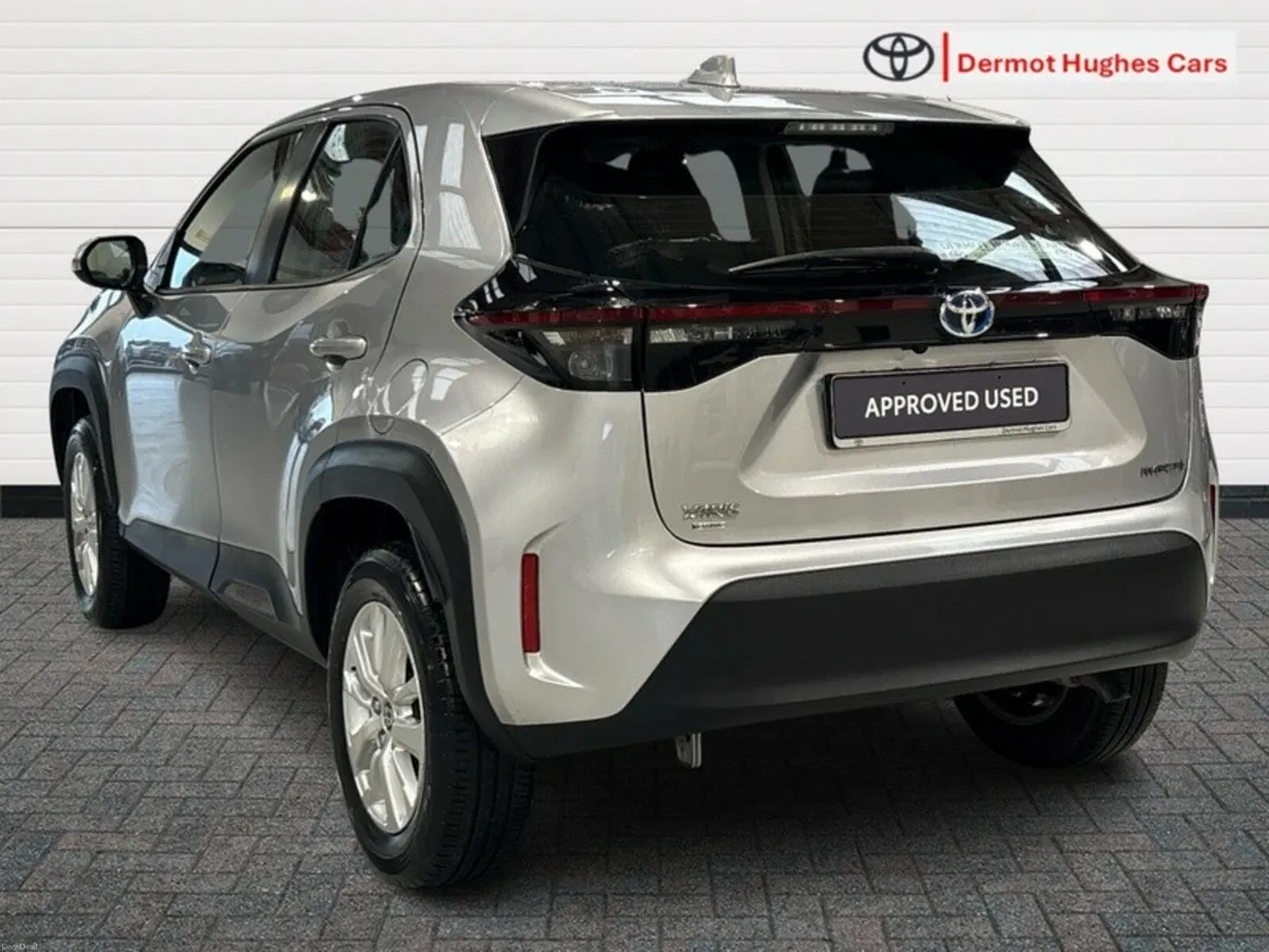 Toyota Yaris Cross LUNA HYBRID 4DR AUTO - Image 2