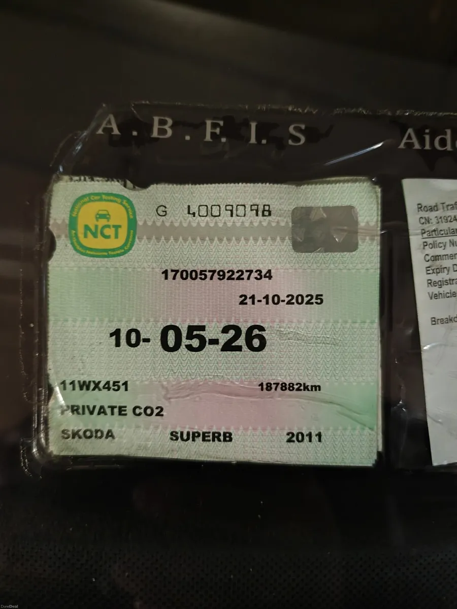 Skoda Superb 2011 - Image 1