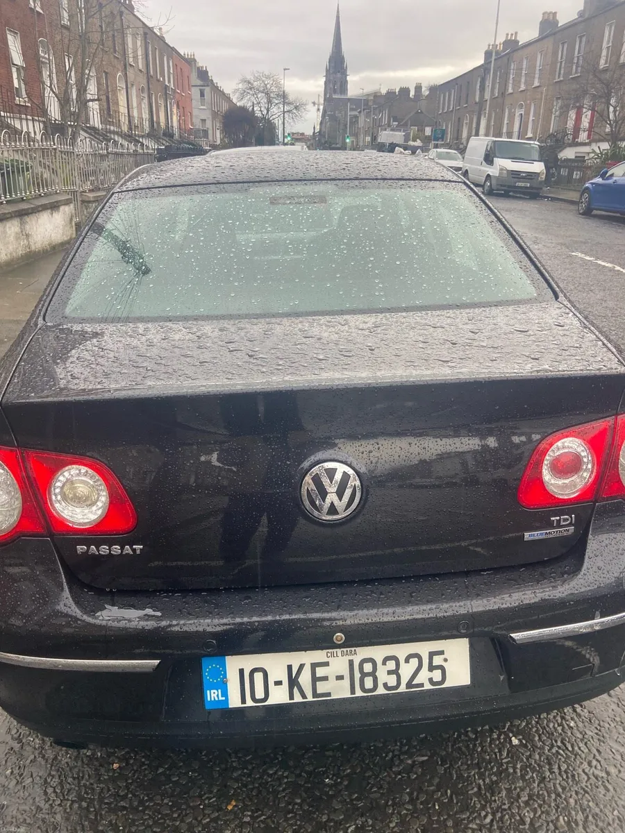 Passat 2010 tdi 1.6 - Image 1
