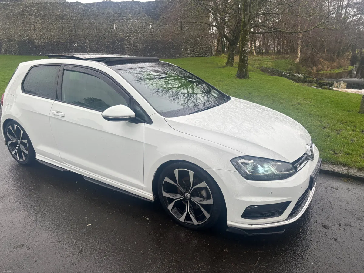 Volkswagen Golf R-Line 3dr with Sunroof - Image 1
