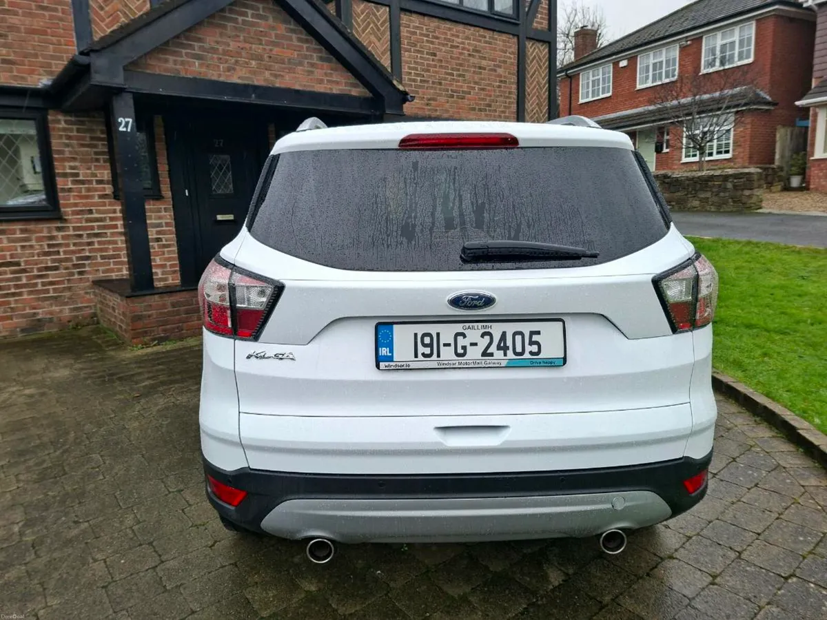 FORD KUGA 1.5 DIESEL 2019 VERY CLEAN JEEP - Image 4