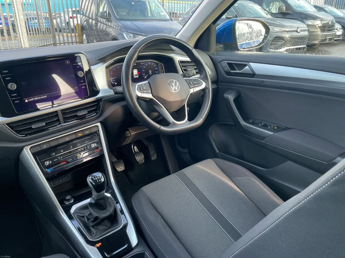 Volkswagen T-Roc 1.0 TSI 110HP Life - Image 3