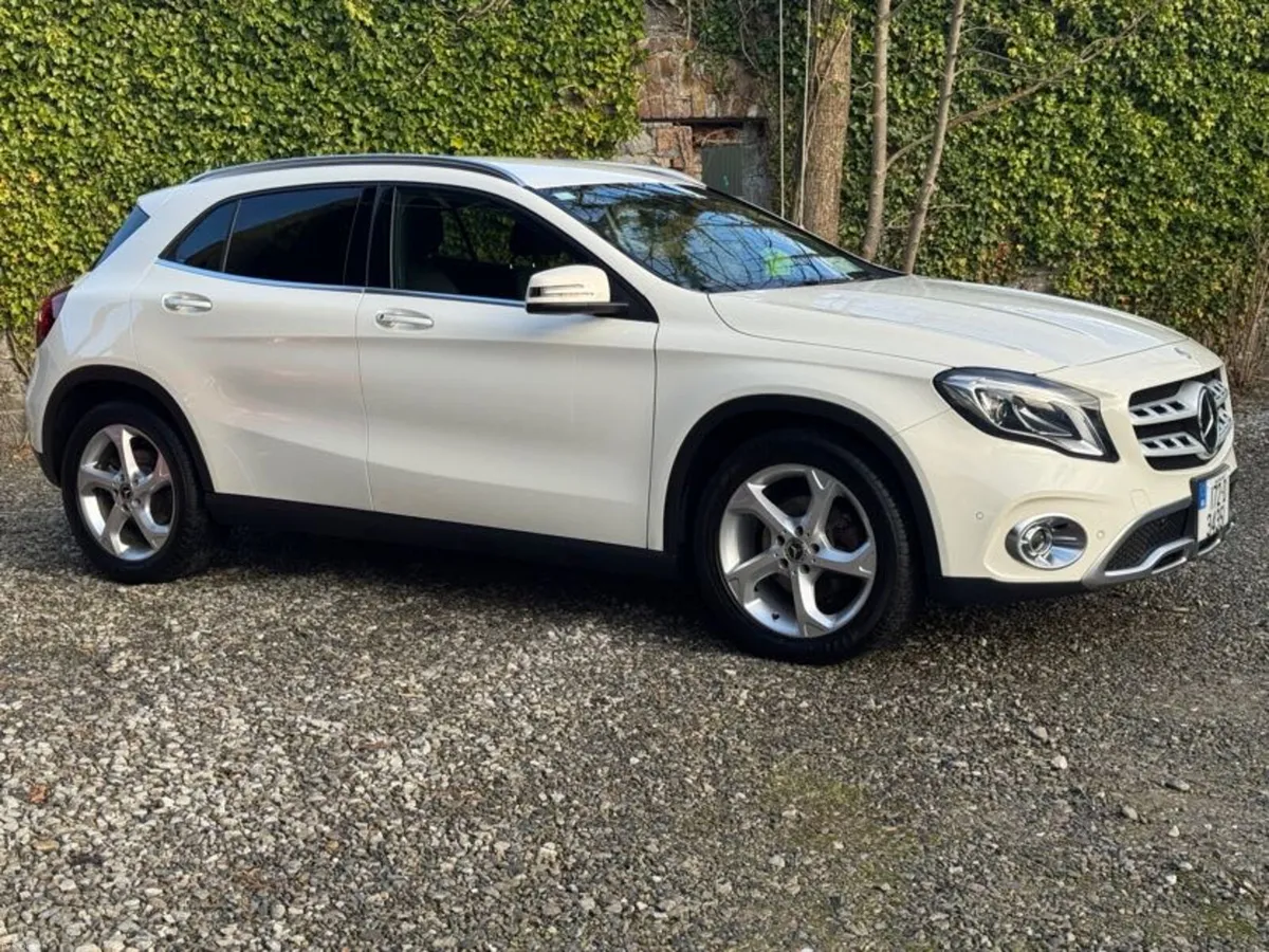 2017 Mercedes GLA 1.6 Auto Low Mileage - Image 2