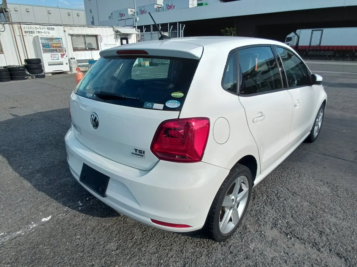 2016 VW Polo Highline Automatic - Image 4