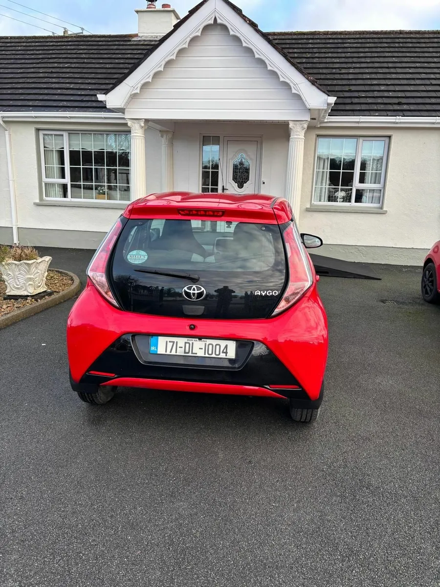 Toyota Aygo 2017 - Image 3