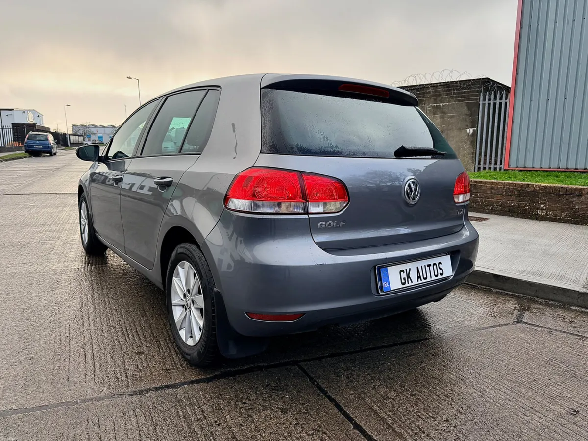 Volkswagen Golf 2011 Apple Carplay - Image 3