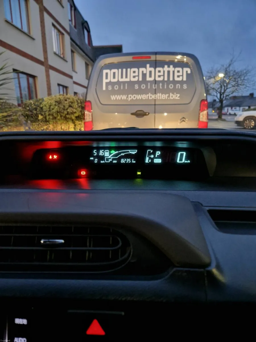 Toyota Aqua 2014 - Image 3