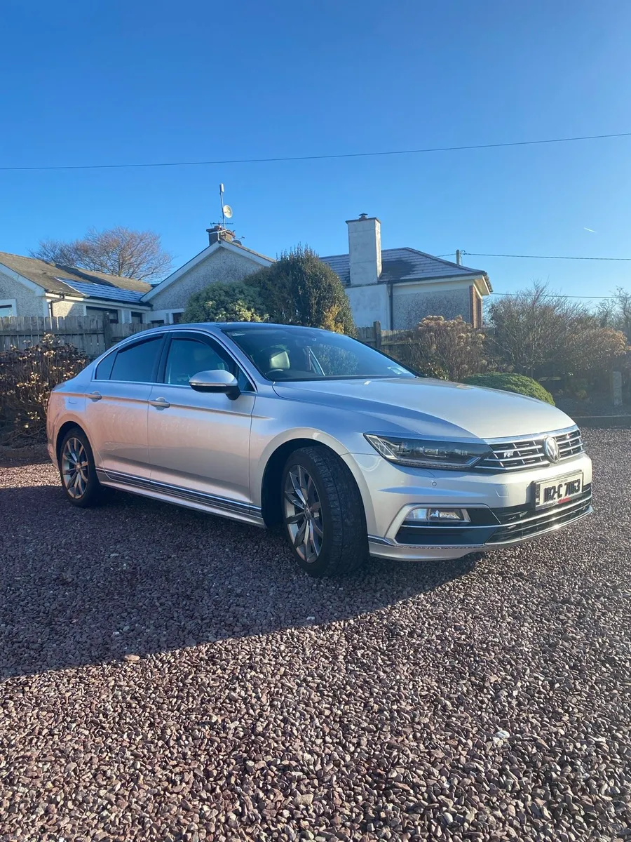 Volkswagen Passat R Line 2.0 TDI - Image 1