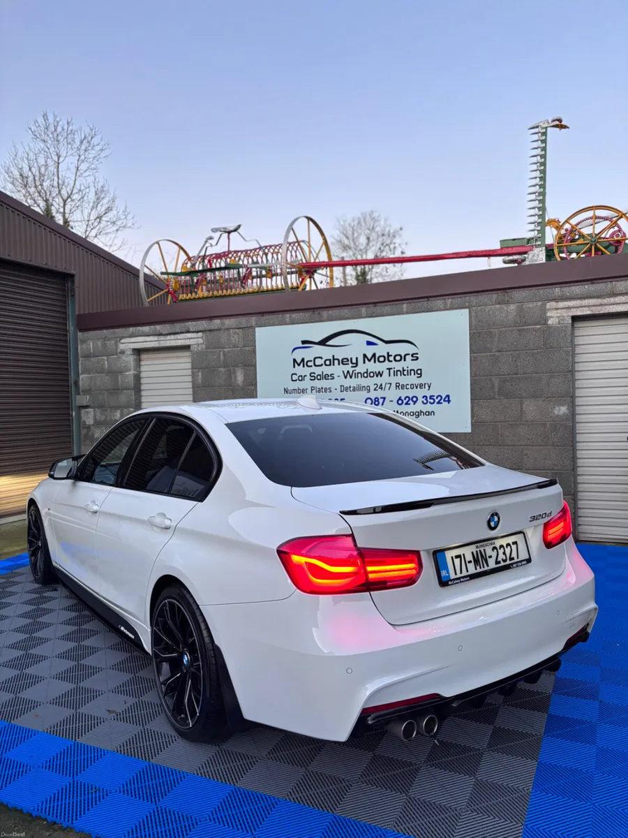 BMW 3-Series 2017 - Image 3