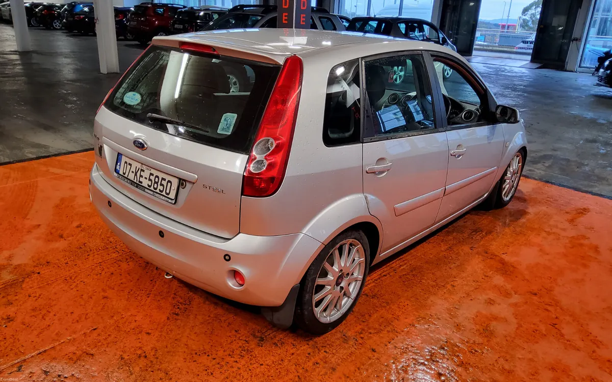 Ford Fiesta 2007 - Image 4