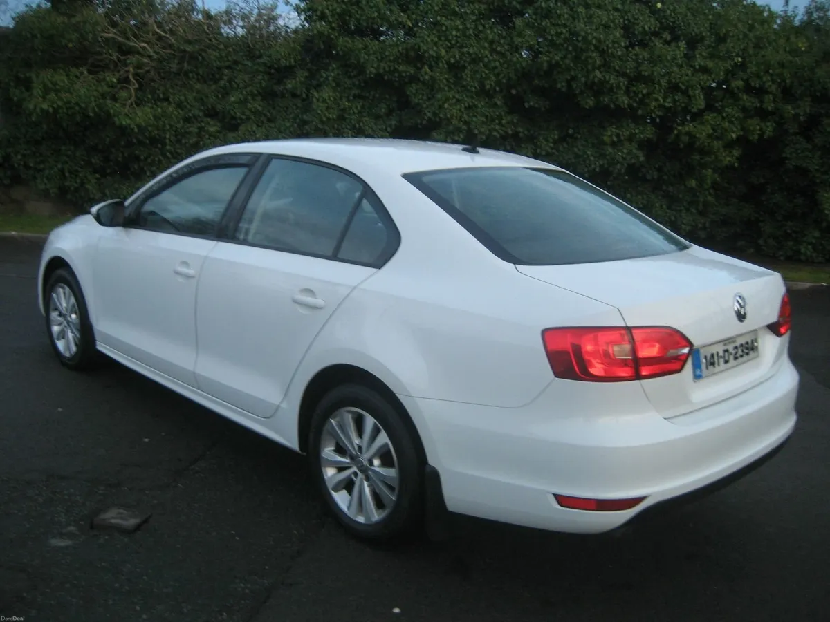 Volkswagen Jetta 2014 1.6 Diesel - Image 3
