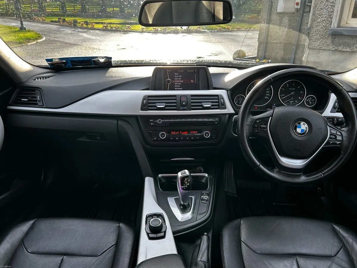 BMW 3-Series 2013 - Image 4