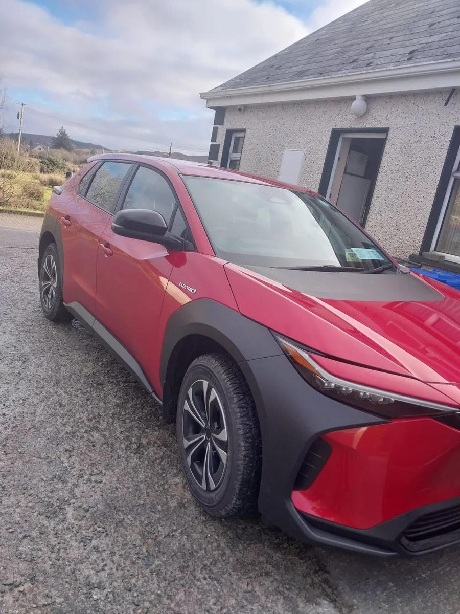 Toyota BZ4X full Electric - Image 3