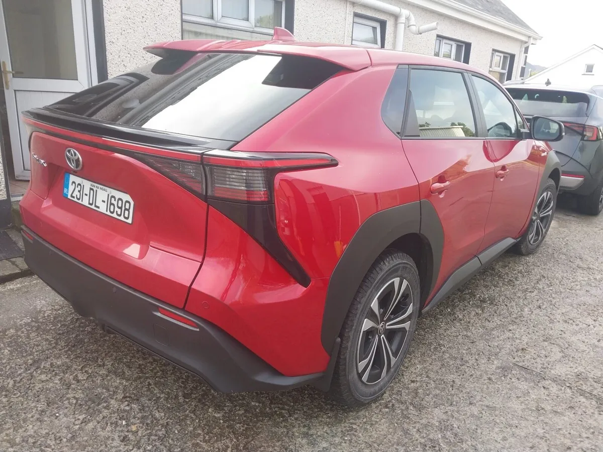 Toyota BZ4X full Electric - Image 4
