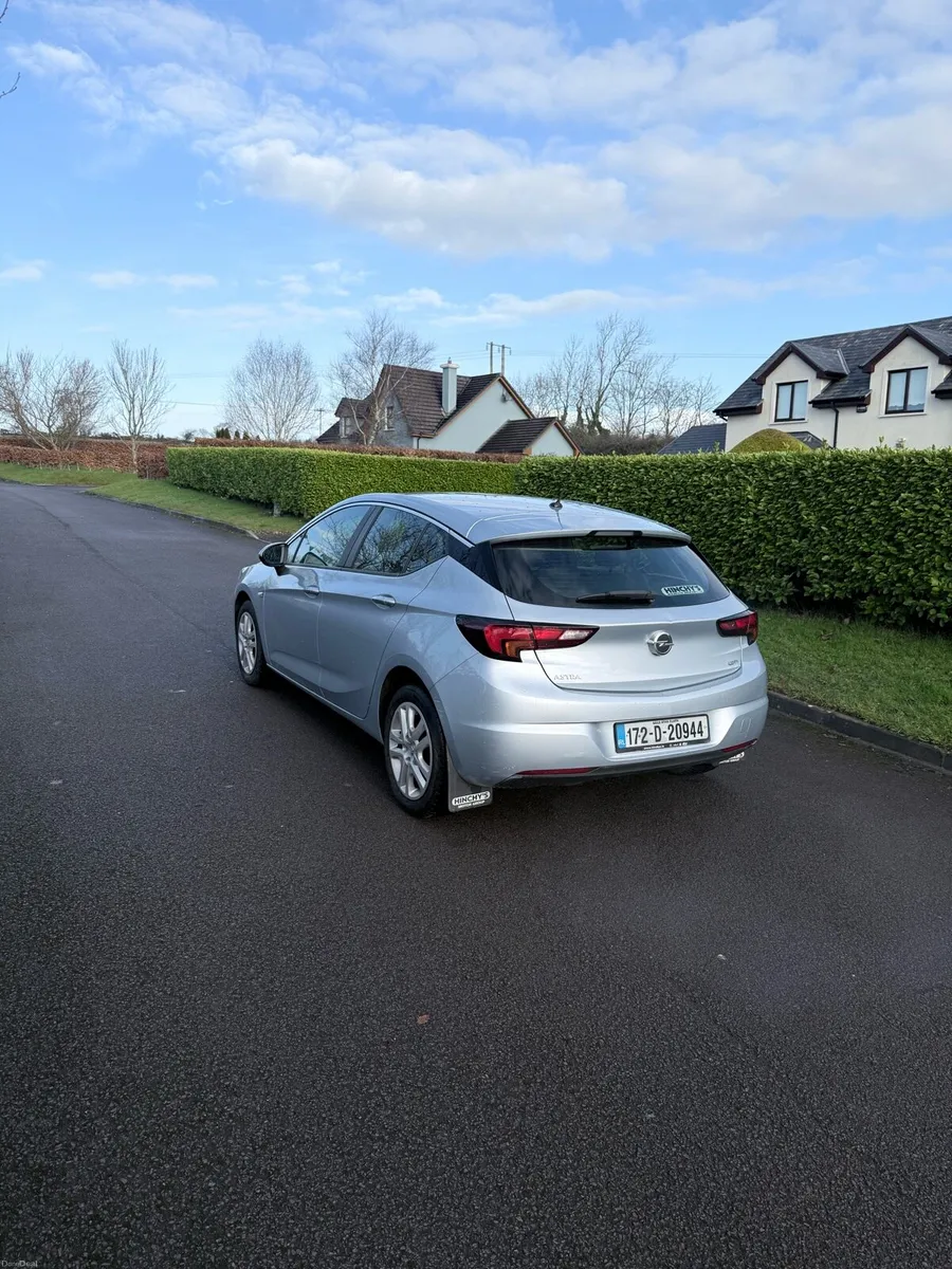 Opel Astra - Image 4