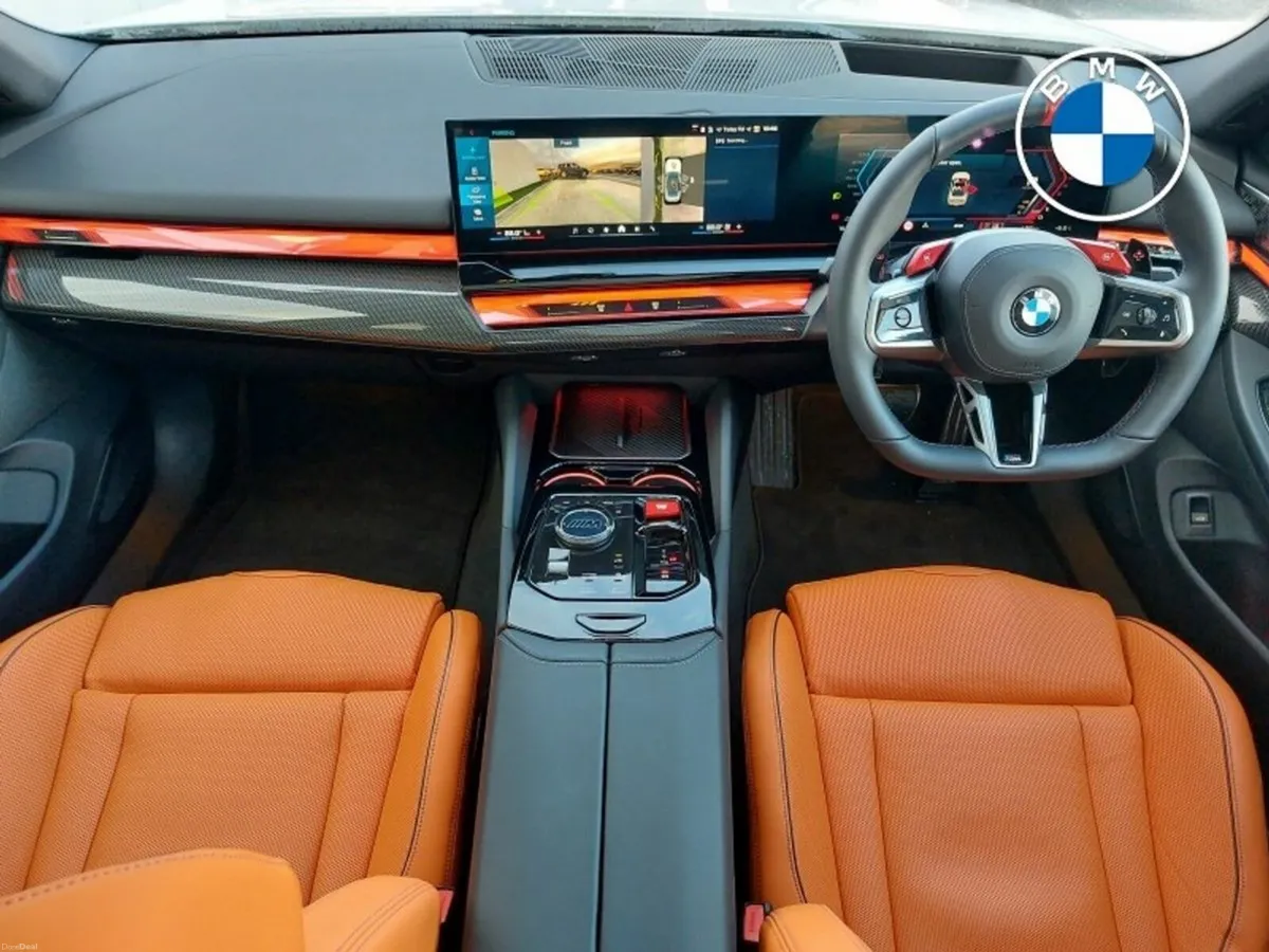 BMW M5 Saloon - Image 4