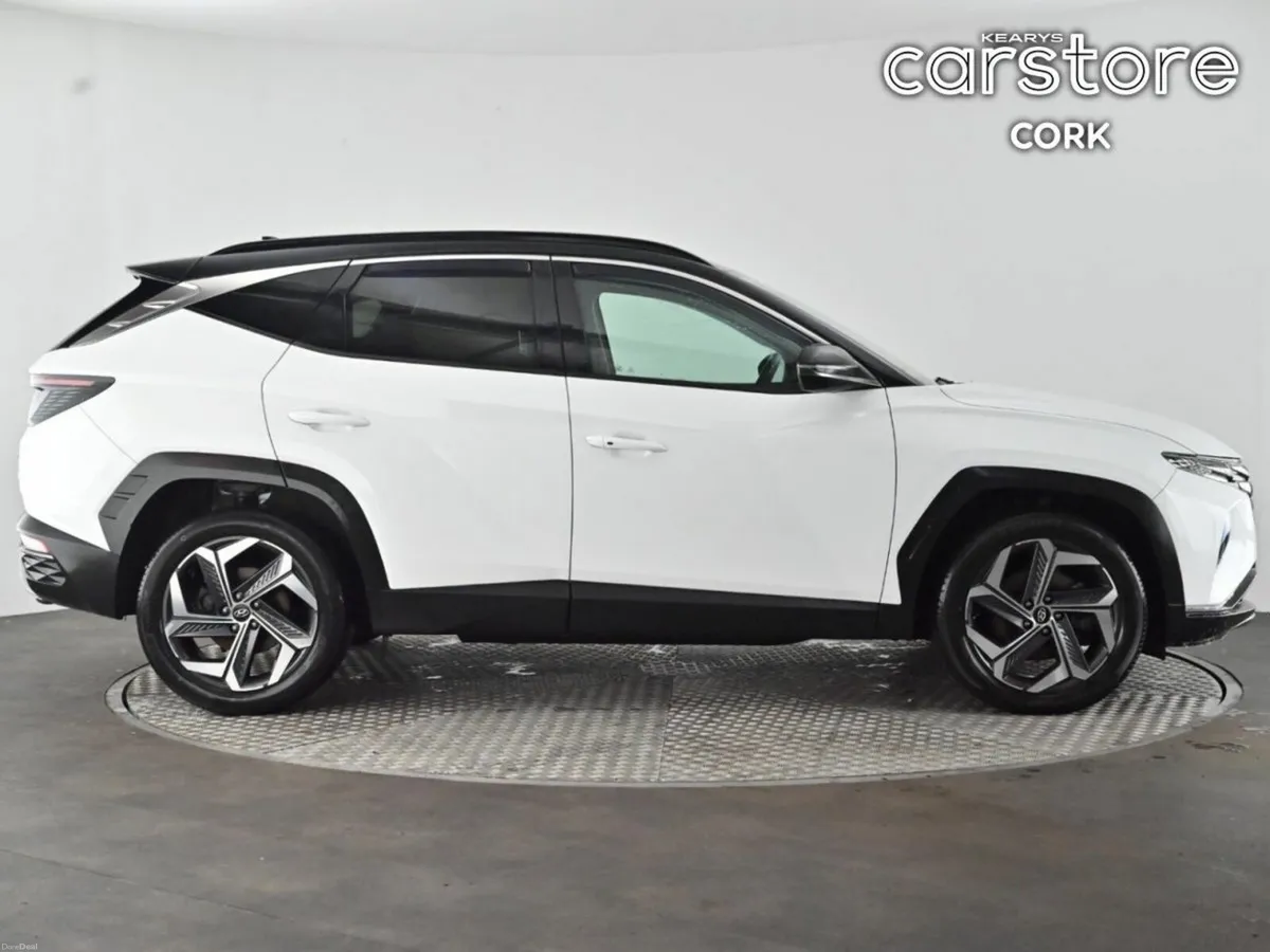 Hyundai Tucson 2WD Executive Plus HEV Auto - Image 2