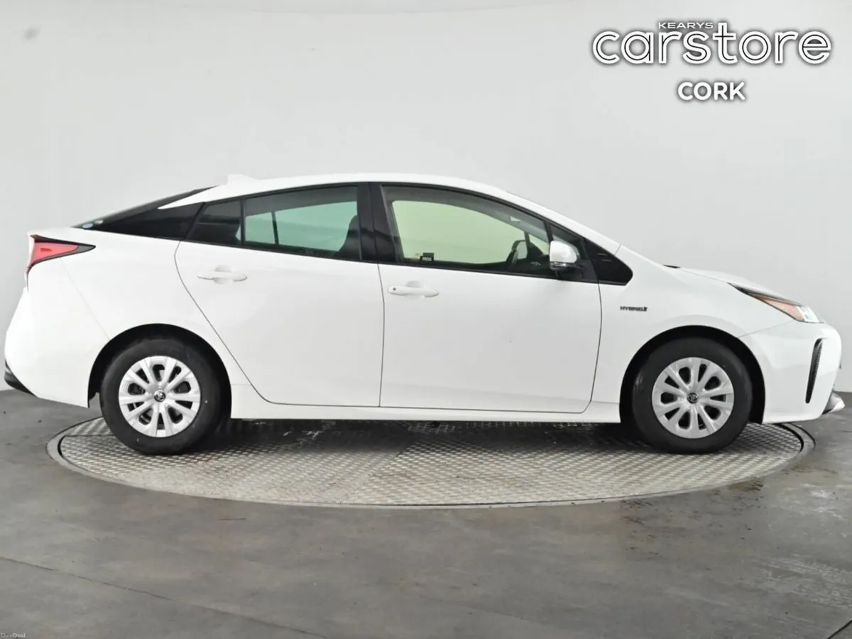 Toyota Prius 1.8 Hybrid Auto - Image 2