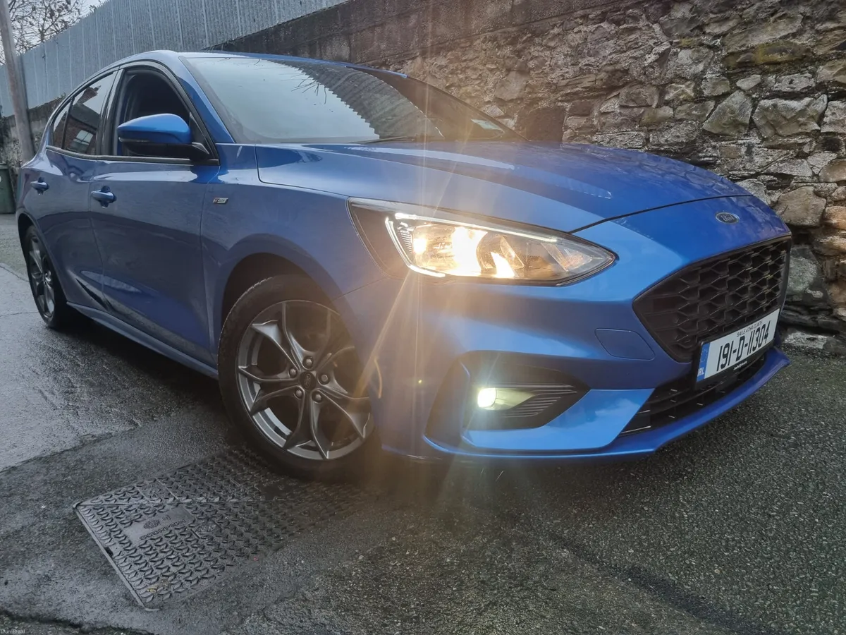 Ford Focus ST-line 2019 - Image 1