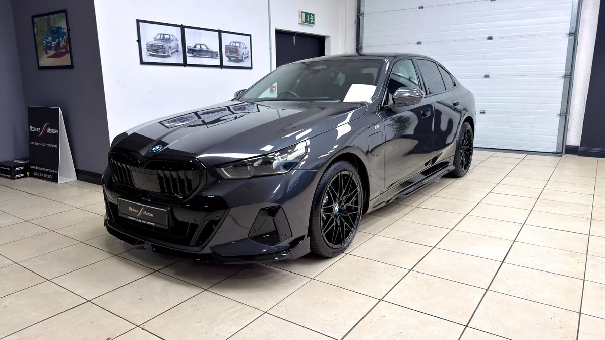 BMW 530E MSPORT - Image 4