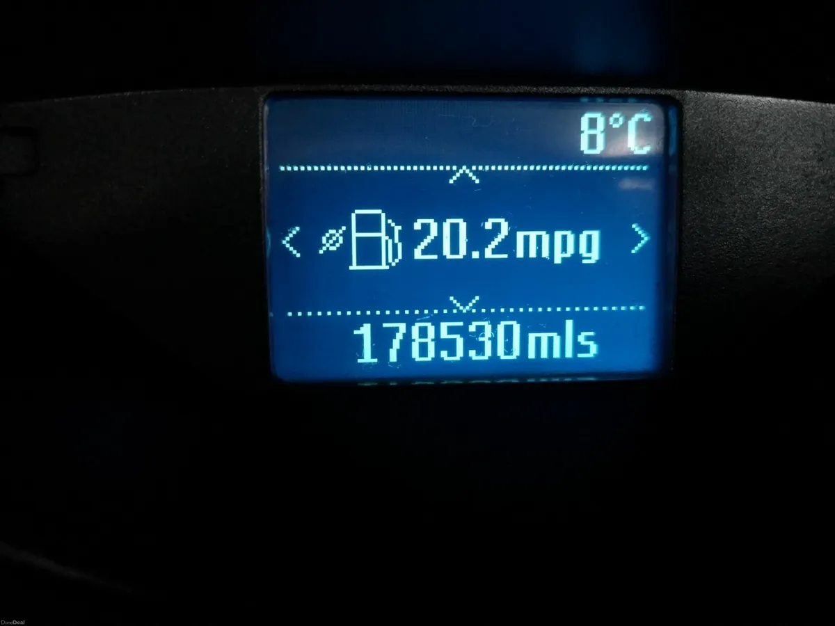 Ford Focus 2011 - Image 2