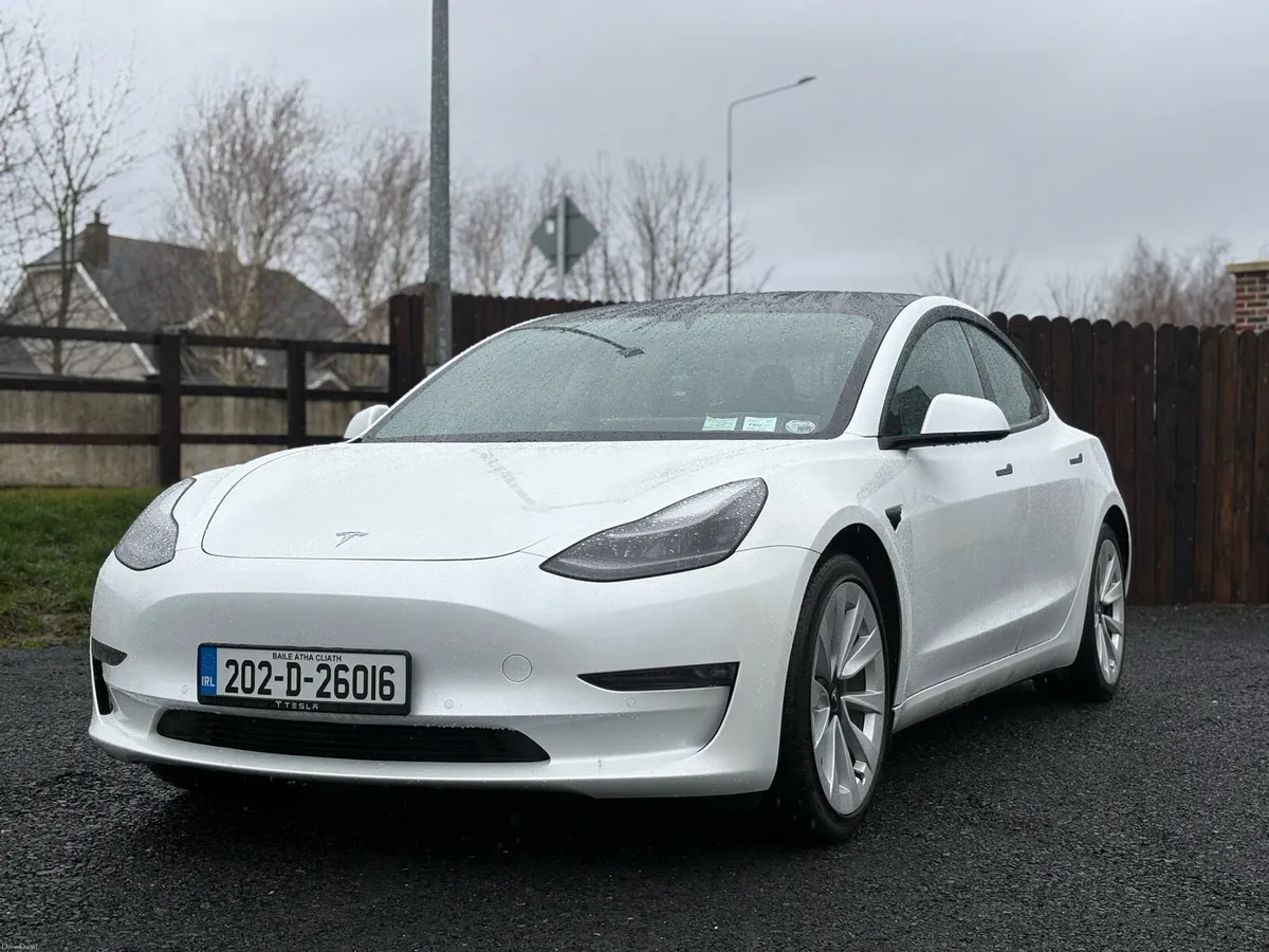 TESLA MODEL 3 - LONG RANGE - AWD - Image 3