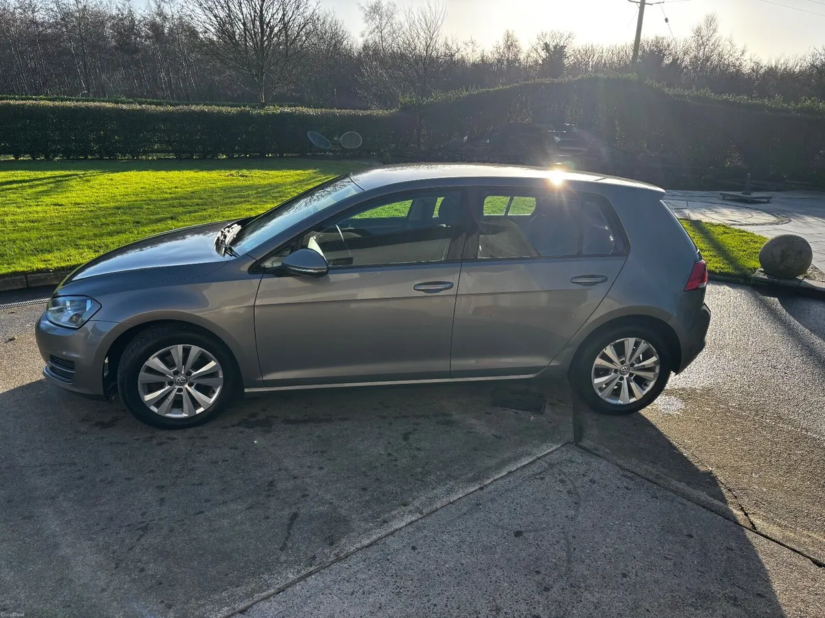 Volkswagen Golf 2013 - Image 2