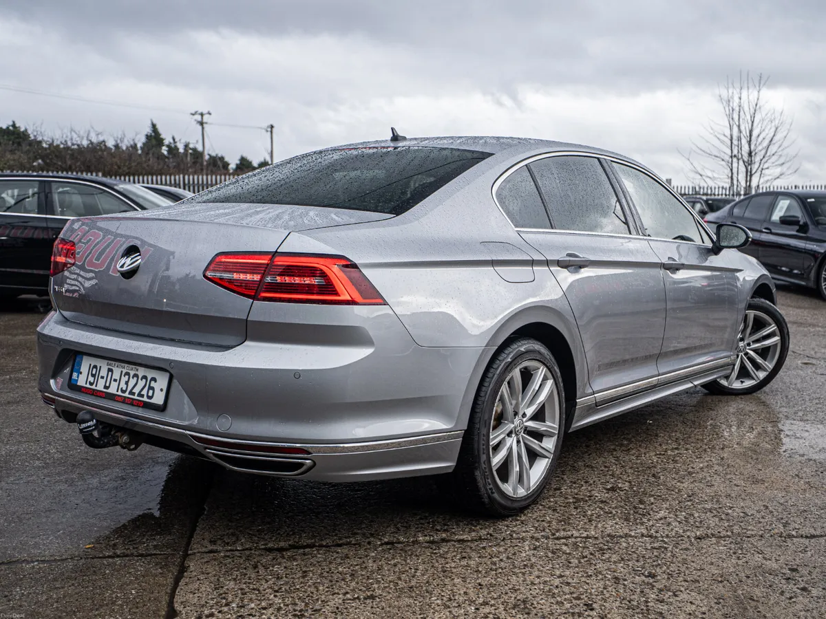 2019 Passat 2.0d Auto HIGHLINE/High spec/1yr warra - Image 2
