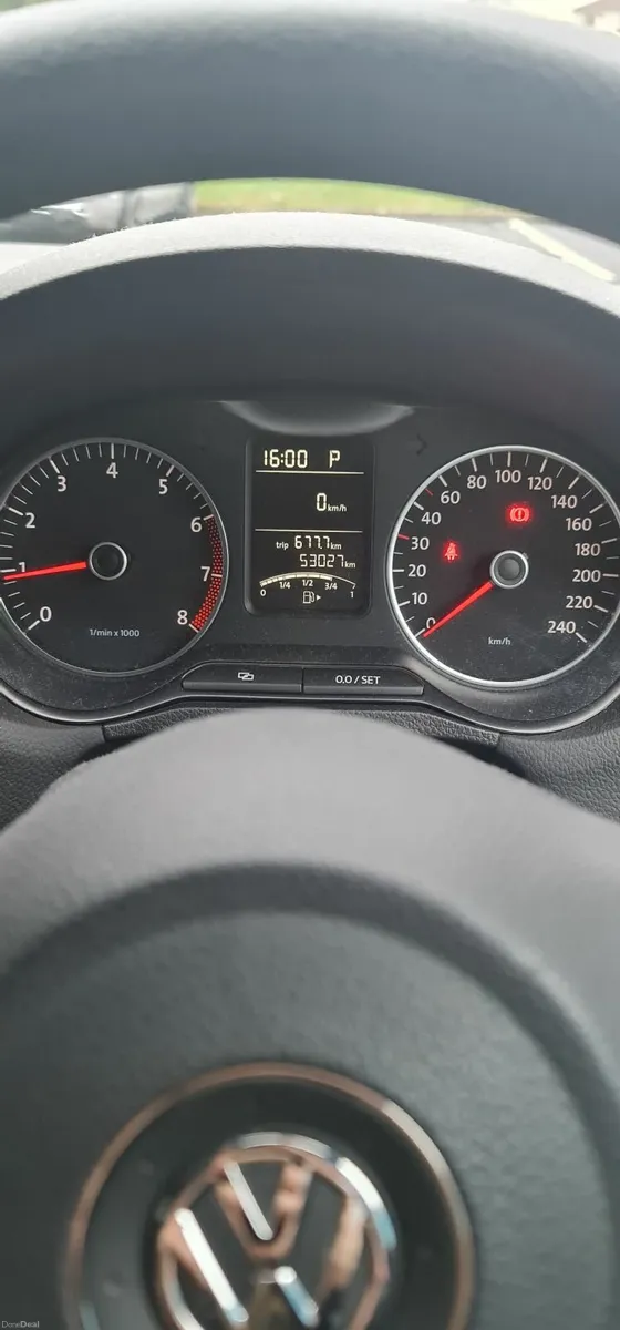 Volkswagen Polo 2011, 53k km Automatic - Image 4