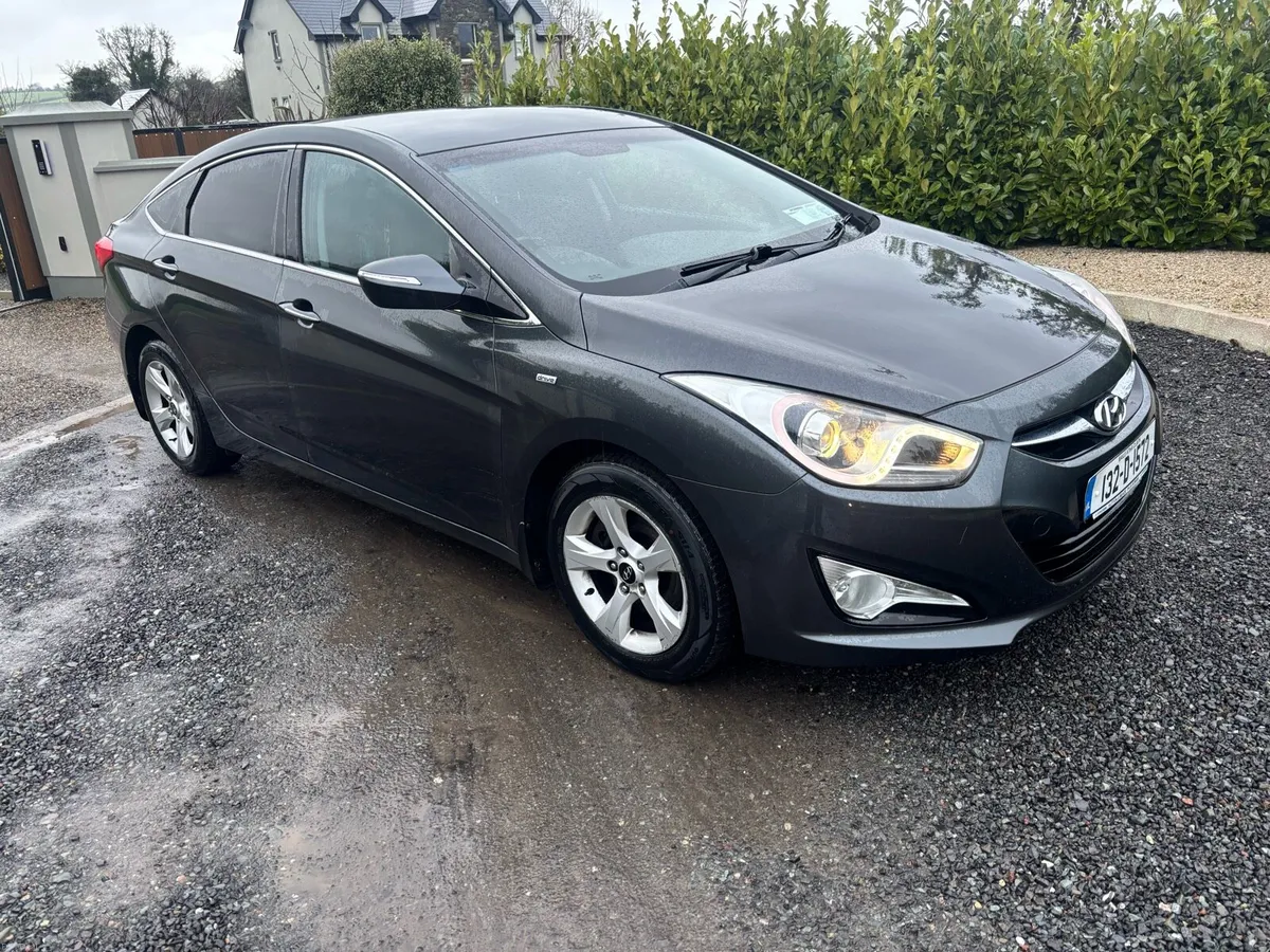 2013 HYUNDAI I40 EXCUTIVE 1.7 - Image 1