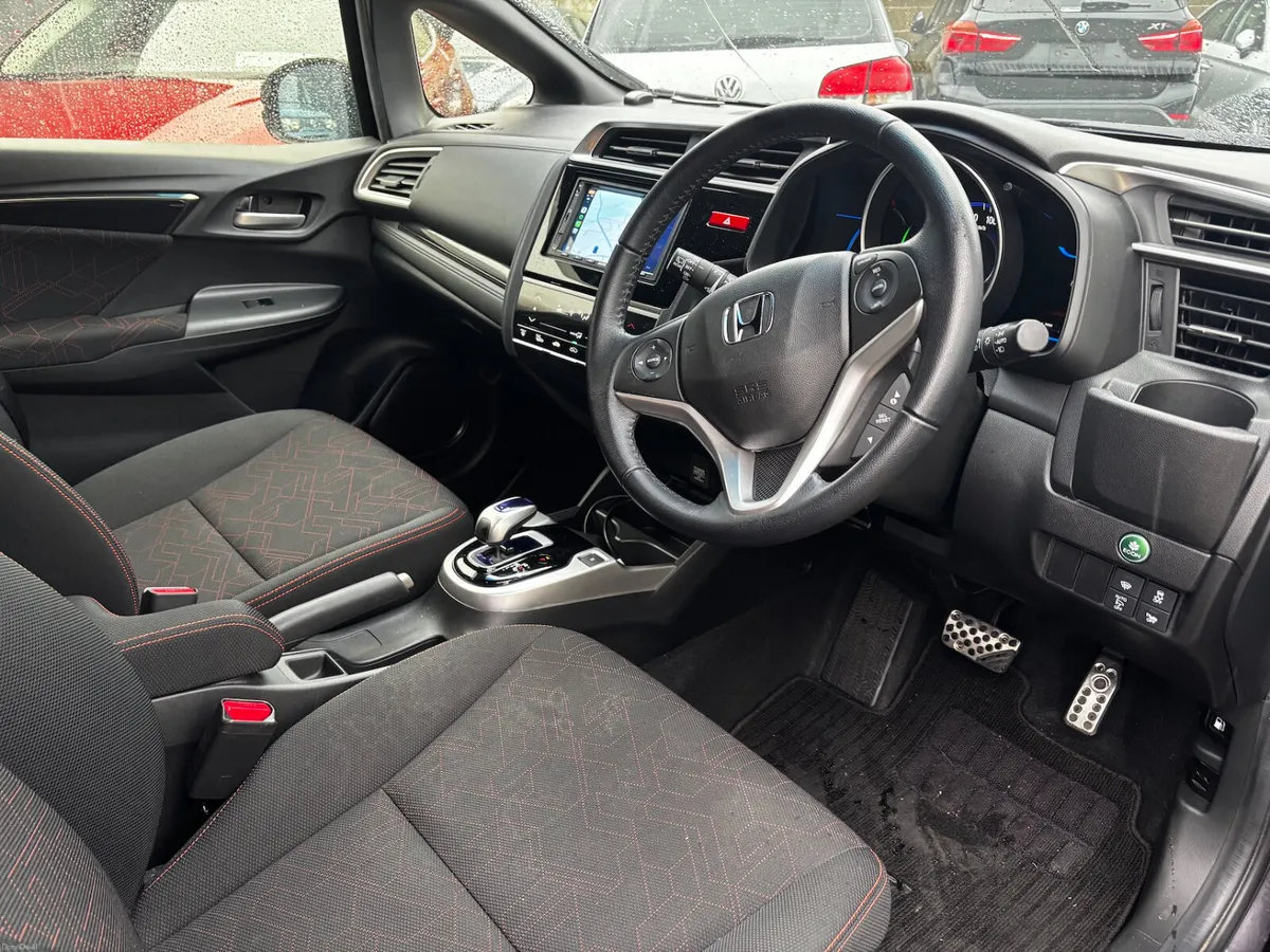 Honda Fit Hybrid 2016 /High Spec – Brown –22,000KM - Image 4