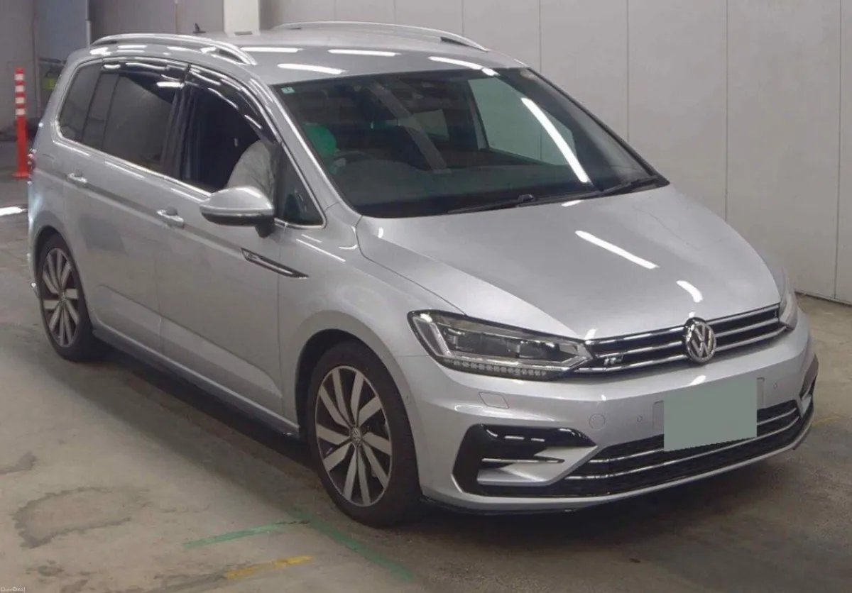 2020 VW Touran R-Line 7 Seater - Image 1