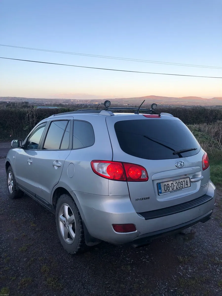 Hyundai Santa Fe - Image 4