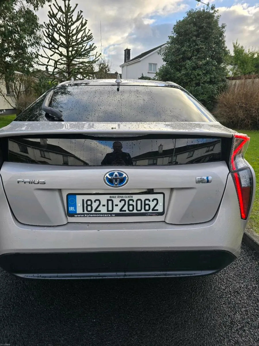 Toyota Prius - Image 2