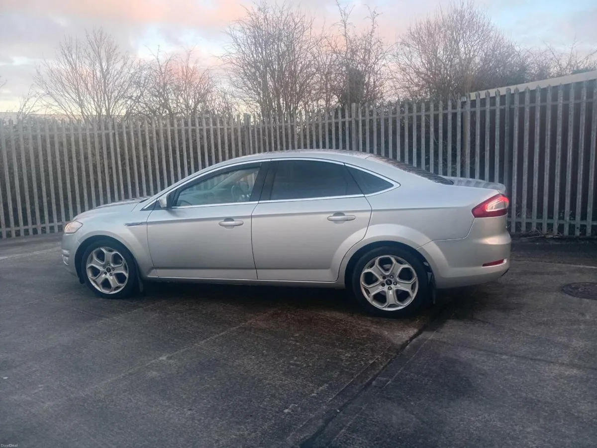 Ford mondeo 2011 long NCT and tax!! - Image 3