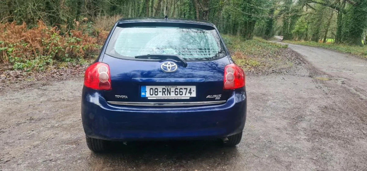 Toyota Auris TR 1.4 petrol fresh NCT - Image 1