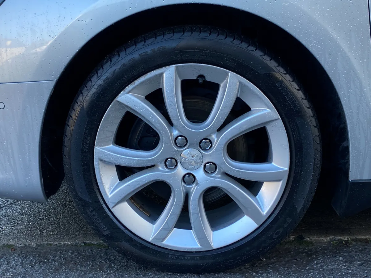 Peugeot 508 2.0 HDI 140bhp Sat Nav Allure SW - Image 4