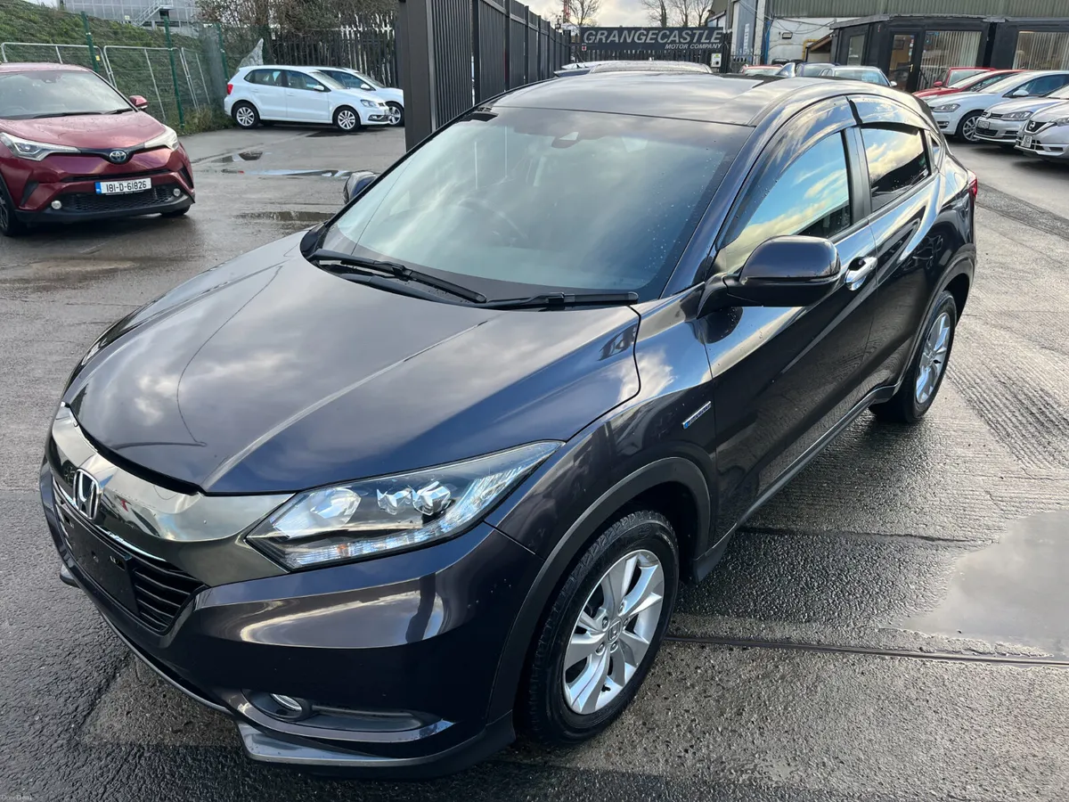 HONDA HRV 2016, VEZEL 1.5 HYBRID AUTO LOW KM - Image 3