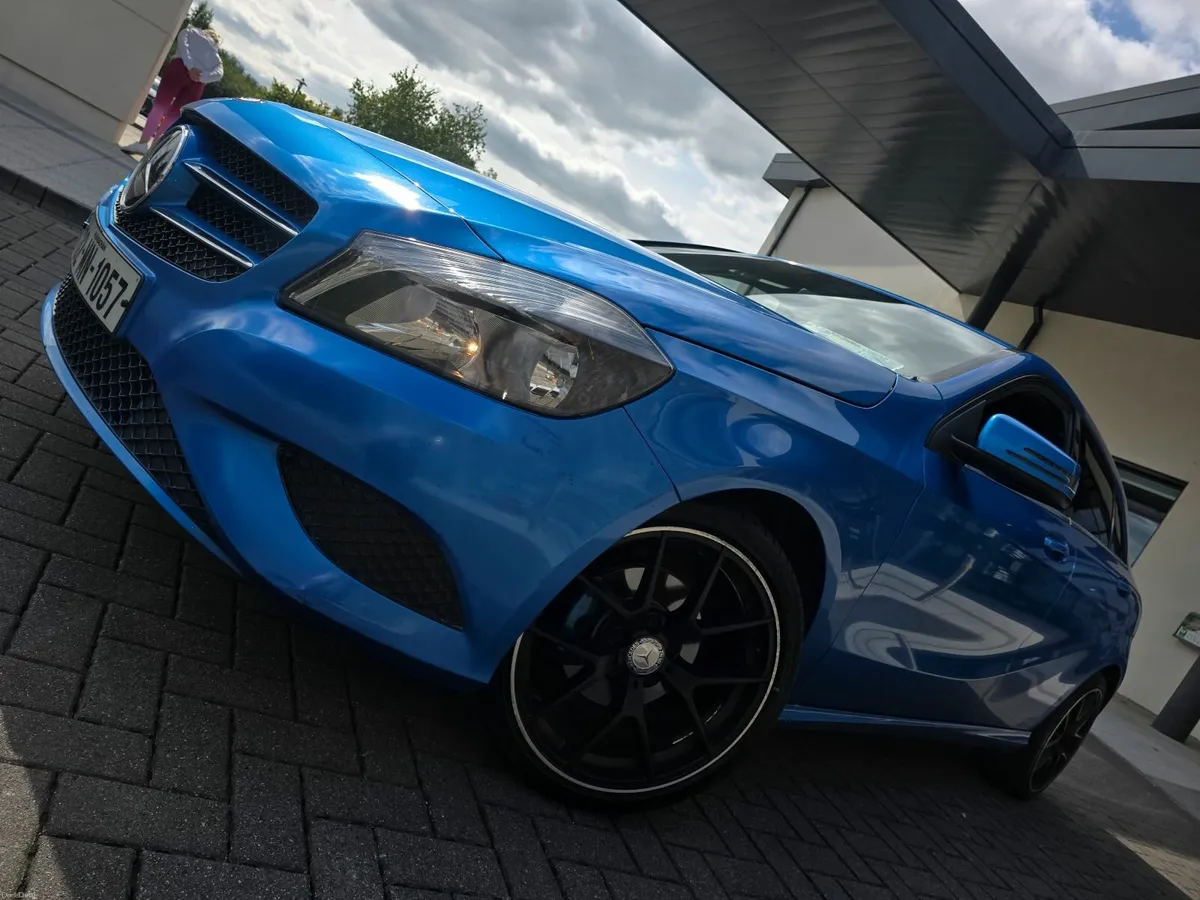 Mercedes-Benz A-Class 2013 - Image 2