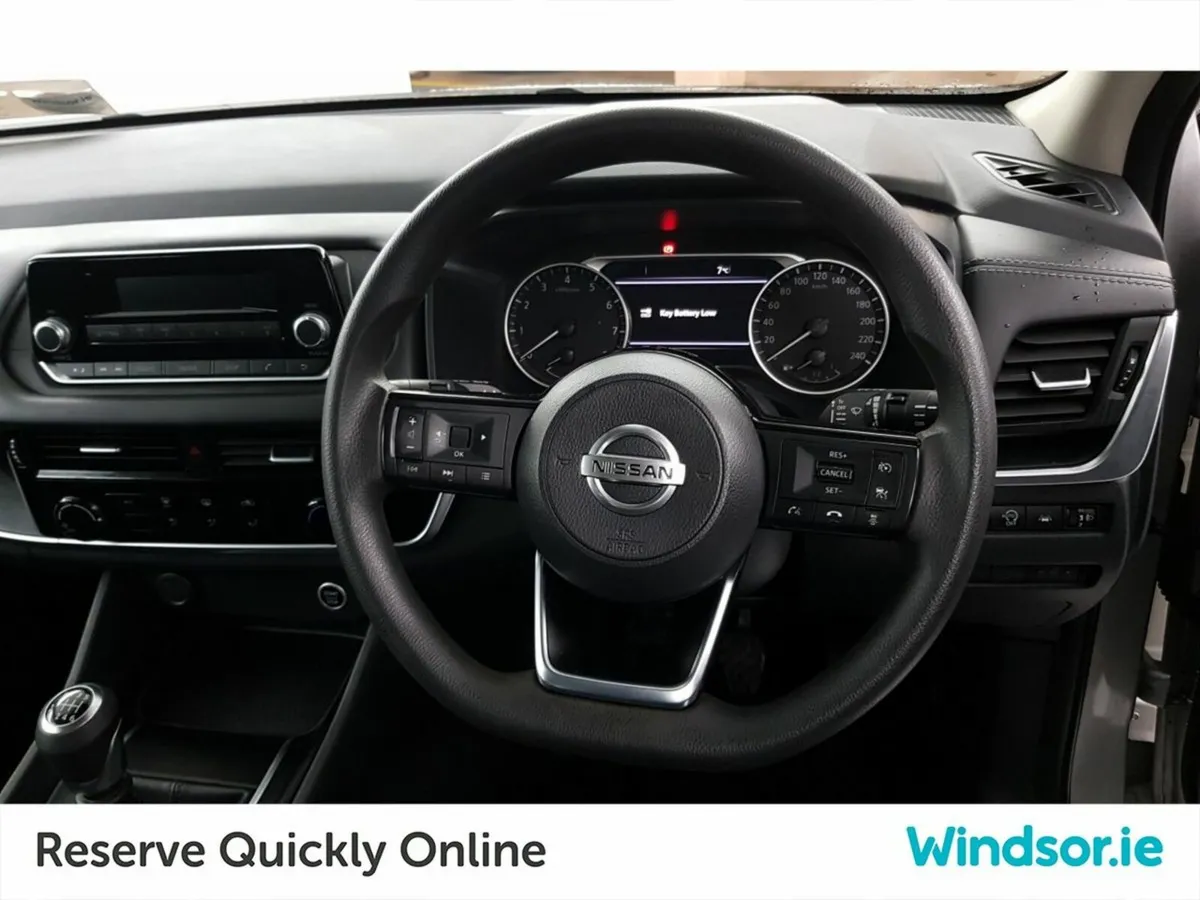 Nissan Qashqai 1.3 PET MILD HYBRID XE - Image 4