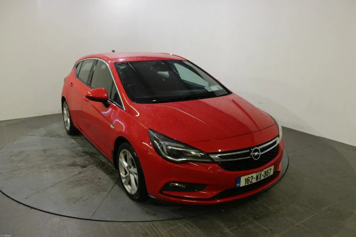 Opel Astra 1.6CDTi 110PS Sri - Image 1