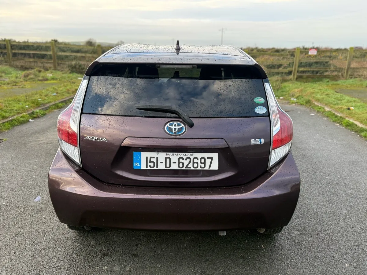 151 Toyota Aqua 1.5 Hybrid Fresh Import Push Start - Image 3