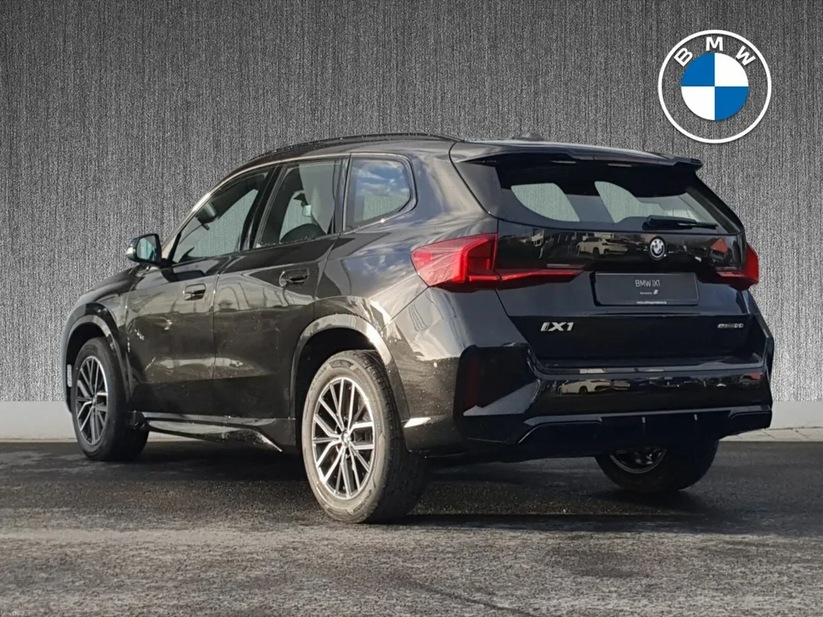 BMW iX1 - Image 2