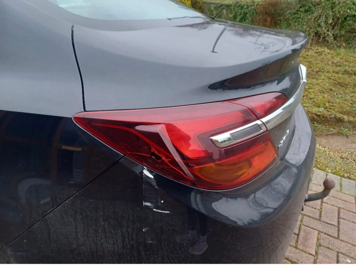 OPEL INSIGNIA 2016 - Image 4