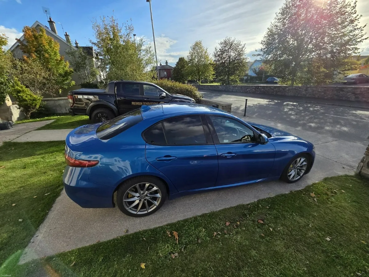 Alfa Romeo Giulia VELOCE 280 BHP RWD - Image 3