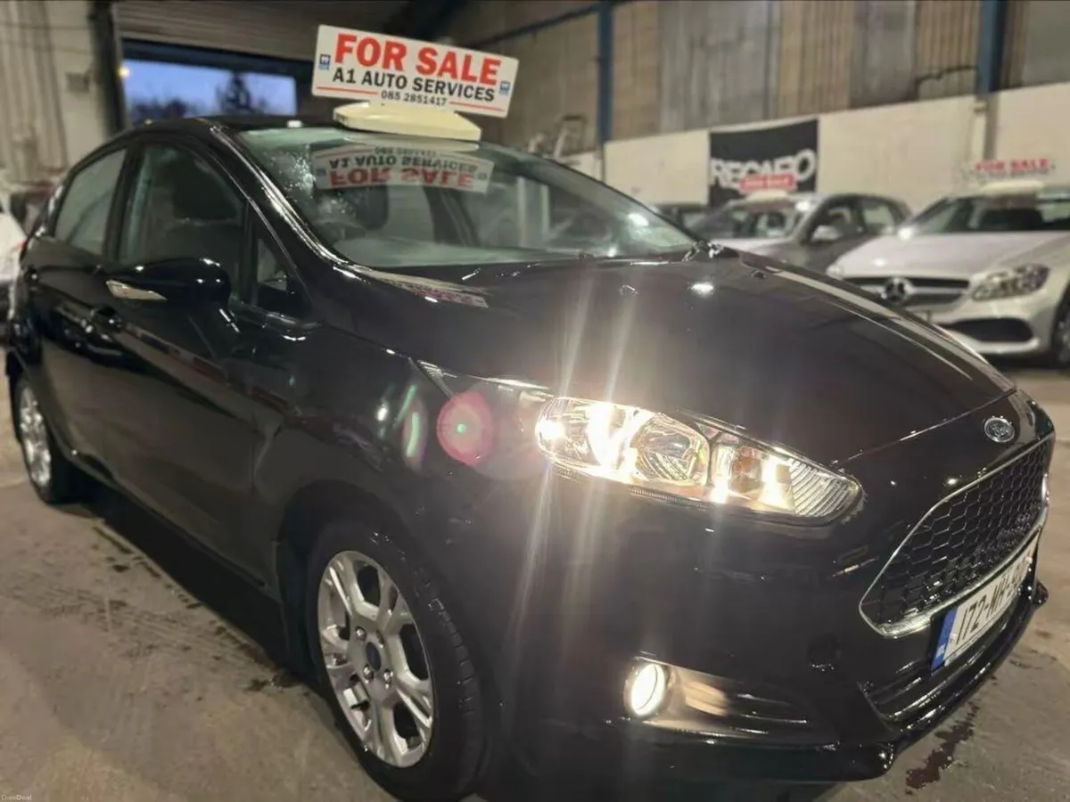 2017 Ford Fiesta 1.2 Ztec very low mileage - Image 2