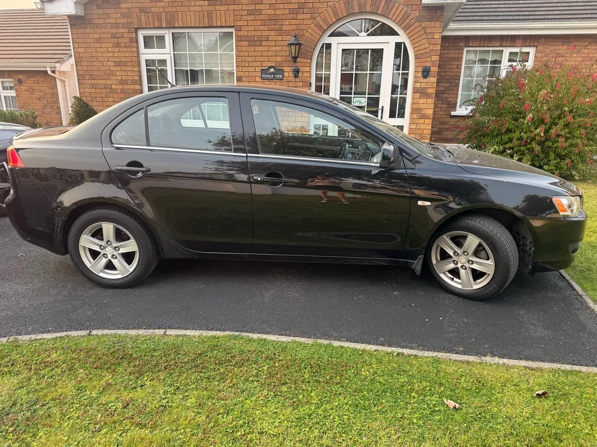 Mitsubishi Lancer - Image 3