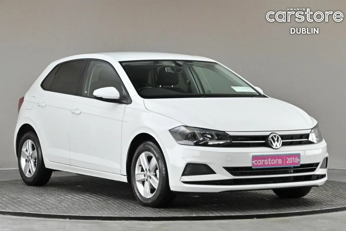 Volkswagen Polo 1.0 TSI DSG COMFORTLINE **CARPLAY* - Image 1
