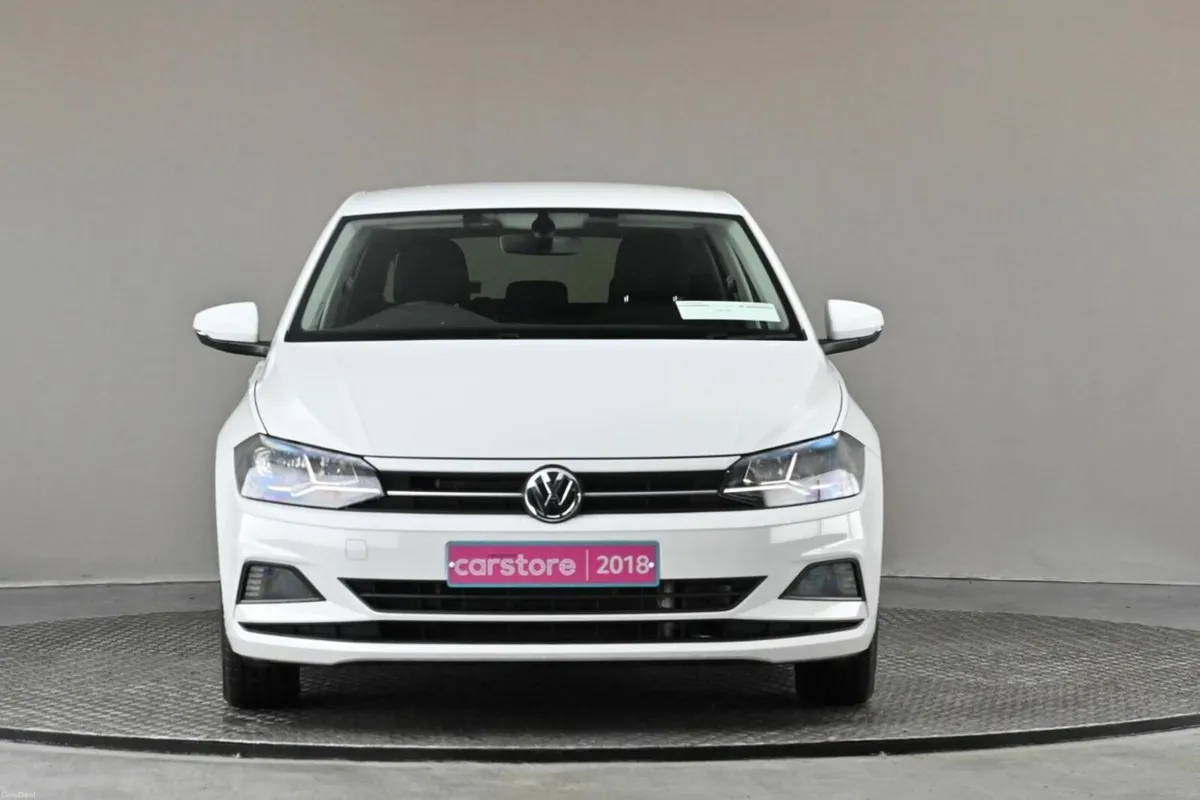 Volkswagen Polo 1.0 TSI DSG COMFORTLINE **CARPLAY* - Image 2